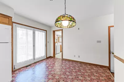 844 S 7th Street, Dekalb, IL 60115 - Photo 8