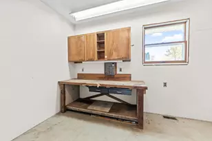 844 S 7th St, Dekalb, IL 60115 - Photo 22