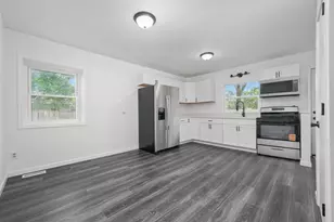 35706 N Benjamin Ave, Ingleside, IL 60041 - Photo 8