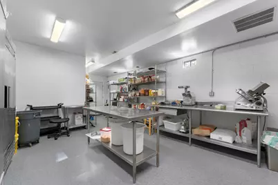 7441 Madison Street, Forest Park, IL 60130 - Photo 16