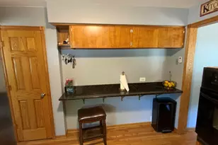 378 Oakwood Dr, Crete, IL 60417 - Photo 32