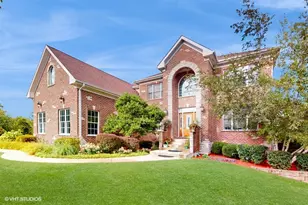 7230 Bonnie Dr, Lakewood, IL 60014 - Photo 6