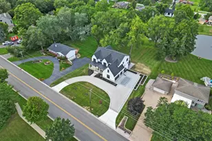 15W670 83rd St, Burr Ridge, IL 60527 - Photo 14