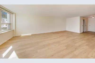 1630 Sheridan Road N #2J, Wilmette, IL 60091 - Photo 8