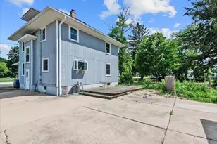 10N874 Rippburger Rd, Elgin, IL 60124 - Photo 6