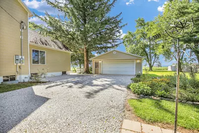 221 E 5th Avenue, Rankin, IL 60960 - Photo 38