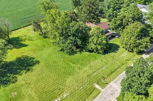 221 E 5th Ave, Rankin, IL 60960 - Photo 44