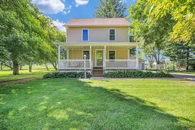 221 E 5th Avenue, Rankin, IL 60960 - Photo 1