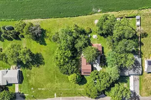 221 E 5th Ave, Rankin, IL 60960 - Photo 32