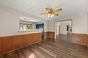 301 N Main St, Herscher, IL 60941 - Photo 8