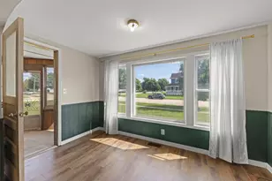 301 N Main St, Herscher, IL 60941 - Photo 4