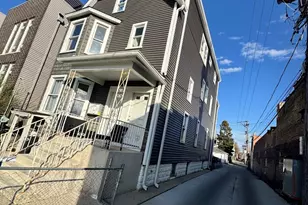 5015 N Kimberly Ave, Chicago, IL 60630 - Photo 2