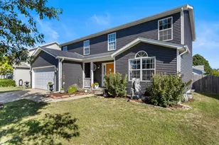 1806 Trails Dr, Urbana, IL 61802 - Photo 2