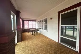 509 N Division Ave, Polo, IL 61064 - Photo 2