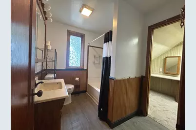 509 N Division Avenue, Polo, IL 61064 - Photo 16