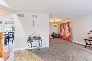 25804 S Daffodil Ln, Monee, IL 60449 - Photo 2