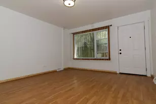 7251 S Ridgeland Ave, Chicago, IL 60649 - Photo 4