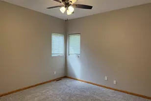 311 W Franklin St, Princeton, IL 61356 - Photo 12