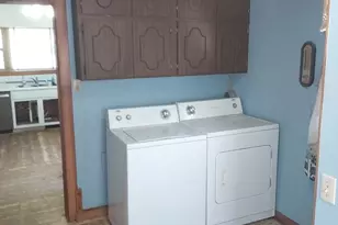 606 E Van Allen St, Tuscola, IL 61953 - Photo 12