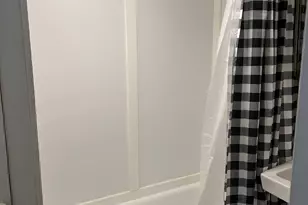 309 W Pleasant St, Freeport, IL 61032 - Photo 32