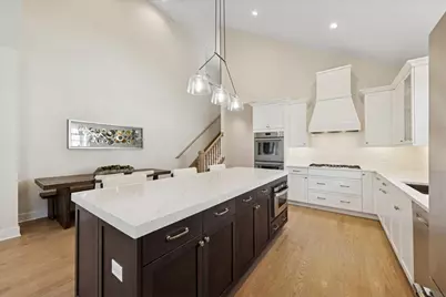 567 Hannah Lane, Hinsdale, IL 60521 - Photo 4