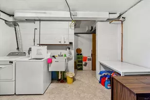 2020 Valley Rd, Rockford, IL 61107 - Photo 20