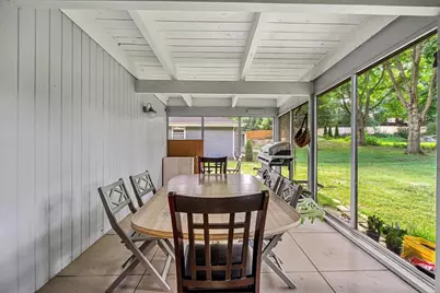 2020 Valley Road, Rockford, IL 61107 - Photo 22