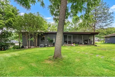 2020 Valley Road, Rockford, IL 61107 - Photo 24