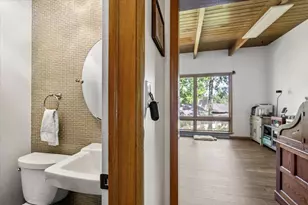 2020 Valley Rd, Rockford, IL 61107 - Photo 10