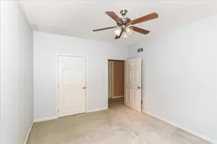 275 E Railroad Ave, Bartlett, IL 60103 - Photo 18