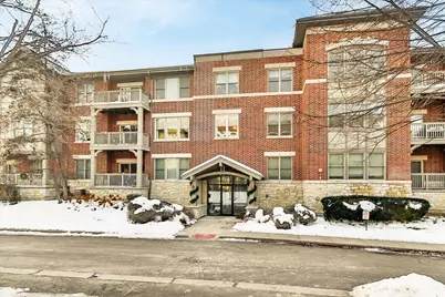 275 E Railroad Avenue #101, Bartlett, IL 60103 - Photo 1