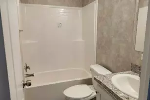 6216 Roger Ln, Hodgkins, IL 60525 - Photo 4