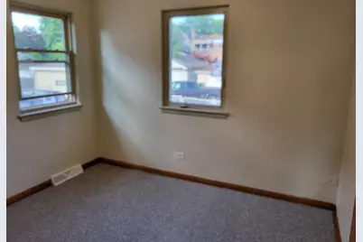 3213 Cuyler Avenue, Berwyn, IL 60402 - Photo 8