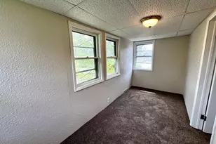 1109 4th St, Lasalle, IL 61301 - Photo 8