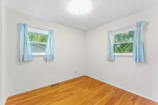 1007 Holiday Dr, Champaign, IL 61821 - Photo 22