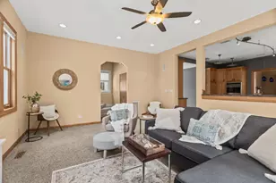 2236 Ridge Ave, Evanston, IL 60201 - Photo 22