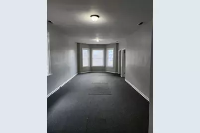 8825 S Exchange Avenue, Chicago, IL 60617 - Photo 2