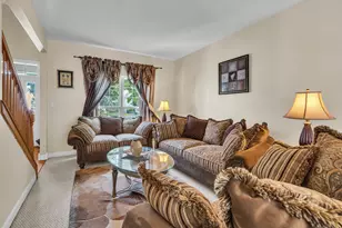 240 Hearthstone Dr, Bartlett, IL 60103 - Photo 12