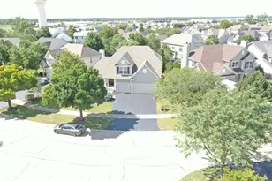 240 Hearthstone Dr, Bartlett, IL 60103 - Photo 36