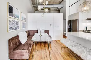 758 N Larrabee St, Chicago, IL 60654 - Photo 4