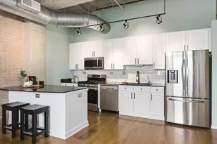 900 N Kingsbury St, Chicago, IL 60610 - Photo 2