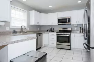 1704 Setter St, Normal, IL 61761 - Photo 12