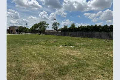 8268 W Lawrence Avenue W, Norridge, IL 60706 - Photo 1