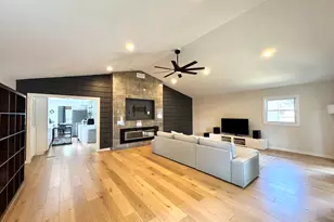 2902 S Myra Ridge Dr, Urbana, IL 61802 - Photo 10