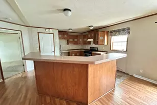 319 Avenue F, Bloomington, IL 61704 - Photo 8