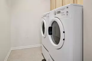 2220 Founders Dr, Northbrook, IL 60062 - Photo 20