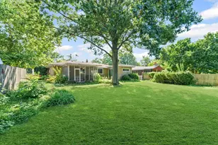 809 S Victor St, Champaign, IL 61821 - Photo 30