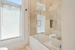1380 Rosemary Ln, Northbrook, IL 60062 - Photo 26