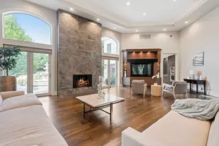 1380 Rosemary Ln, Northbrook, IL 60062 - Photo 6