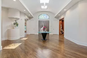 1380 Rosemary Ln, Northbrook, IL 60062 - Photo 4